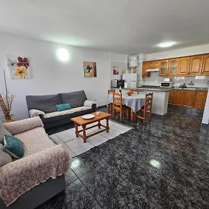 https://apartamento-mendoza-san-isidro.in-canary-islands.com